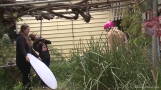 Behind the Scenes: Dante's Rollerskate Fiesta - лучшее порно 24/7 на HOTSEXVIDEOS24.COM