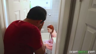 Dolly's Fiery Mane - смотрите горячие секс видео на HOTSEXVIDEOS24.COM