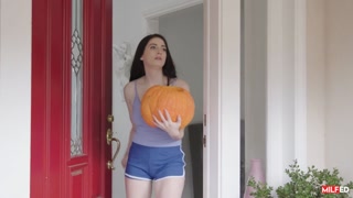 Pumpkin Spiced Titty Fuck - лучшее порно 24/7 на HOTSEXVIDEOS24.COM