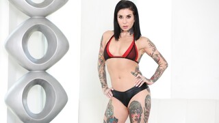 Strap-on Frenzy with Ivy and Joanna - лучшее порно 24/7 на HOTSEXVIDEOS24.COM