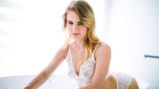 Blowjob in the Tub with Louie Smalls - лучшее порно 24/7 на HOTSEXVIDEOS24.COM