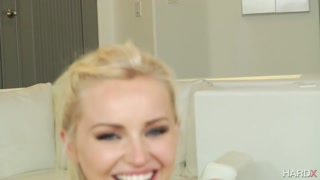 BTS with Staci Carr: Blonde and Beautiful - лучшее порно 24/7 на HOTSEXVIDEOS24.COM