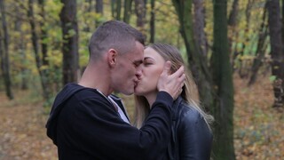 Shaved Russian babe gives sloppy public blowjob - лучшее порно 24/7 на HOTSEXVIDEOS24.COM