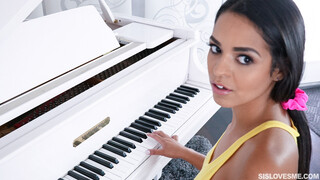 Stepsibling Splash - лучшее порно 24/7 на HOTSEXVIDEOS24.COM