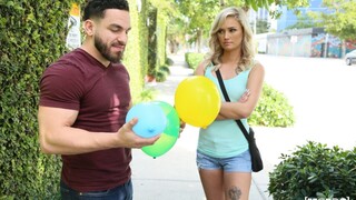 Natural Tits Amateur Gets Fingered in Outdoor Water Prank - лучшее порно 24/7 на HOTSEXVIDEOS24.COM
