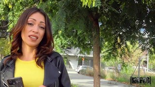 Seductive Brunette Enjoys Pervy Guy's Cock - лучшее порно 24/7 на HOTSEXVIDEOS24.COM