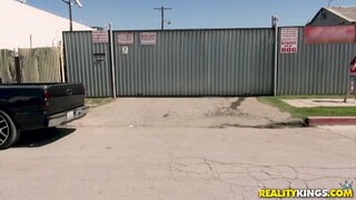 Facial for the Braces Babe - лучшее порно 24/7 на HOTSEXVIDEOS24.COM