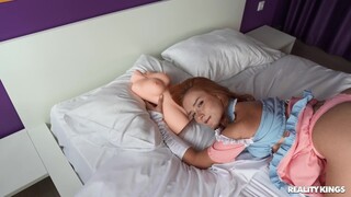 Sweetie's Got a New Toy - лучшее порно 24/7 на HOTSEXVIDEOS24.COM