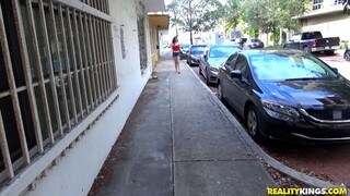 Sophia's Shaved Pussy - лучшее порно 24/7 на HOTSEXVIDEOS24.COM