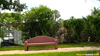 Lucky Lollipop Gets Cum - лучшее порно 24/7 на HOTSEXVIDEOS24.COM