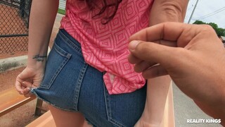 Deepthroat Action with Trimmed Pussy and Thong - лучшее порно 24/7 на HOTSEXVIDEOS24.COM