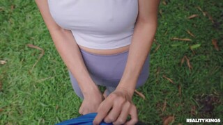 Interracial Outdoor Fuck - Nade Nasty Takes a Big Cock - лучшее порно 24/7 на HOTSEXVIDEOS24.COM