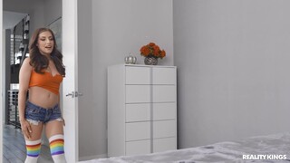 Short Hair, Big Tits, and a Love for Older Men - лучшее порно 24/7 на HOTSEXVIDEOS24.COM