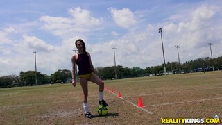Petite Soccer Sexy - лучшее порно 24/7 на HOTSEXVIDEOS24.COM