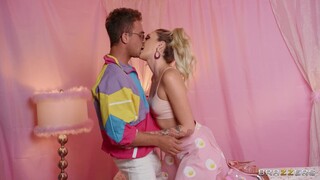 Blonde Princess Blows and Sucks in Trimmed Porn - лучшее порно 24/7 на HOTSEXVIDEOS24.COM