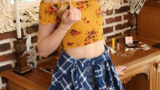 Sporty Babysitter Rhiannon Rides Danny D in Standing Doggy - лучшее порно 24/7 на HOTSEXVIDEOS24.COM