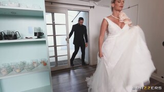 Wedding Fuckfest: BrideZZilla Takes Big Cock DP Part 3 - лучшее порно 24/7 на HOTSEXVIDEOS24.COM