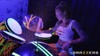 Masturbation and Blowjob for Drummer - лучшее порно 24/7 на HOTSEXVIDEOS24.COM
