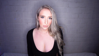 Bigger Than Naughty - лучшее порно 24/7 на HOTSEXVIDEOS24.COM