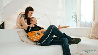 Mia and Josh Try Doggystyle and Reverse Cowgirl - лучшее порно 24/7 на HOTSEXVIDEOS24.COM