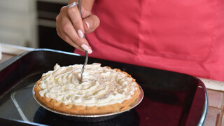 Cold Kitty Pastry Pleasures - лучшее порно 24/7 на HOTSEXVIDEOS24.COM