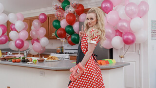 Paris the Horny MILF Chef - лучшее порно 24/7 на HOTSEXVIDEOS24.COM