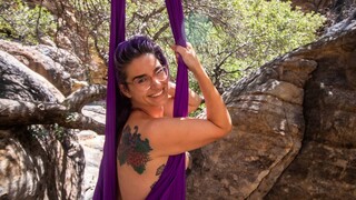 Horny Tattooed Woman Rides Aerial Hammock Alone - лучшее порно 24/7 на HOTSEXVIDEOS24.COM