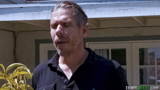 Mick Blue Takes The Neighbor's Daughter To Pound Town - лучшее порно 24/7 на HOTSEXVIDEOS24.COM