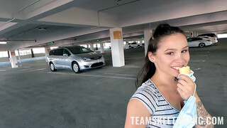 Mia Moore Loves Jake Adams' Thick Cream - лучшее порно 24/7 на HOTSEXVIDEOS24.COM