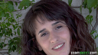 Sexting Fiesta with Young Lucy in Spain - лучшее порно 24/7 на HOTSEXVIDEOS24.COM