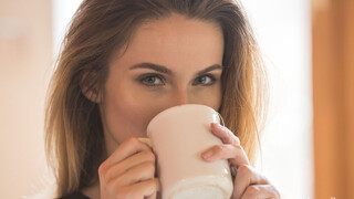 Bare & Naughty - Cara Mell Shaved Action - лучшее порно 24/7 на HOTSEXVIDEOS24.COM