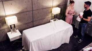 Natural Tits Brunette Gives Sneaky Under-Table Handjob - лучшее порно 24/7 на HOTSEXVIDEOS24.COM