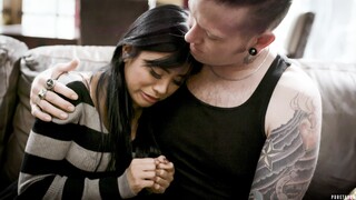 Johnny Pounds Ember Snow's Tight Pussy & Cums on Face - лучшее порно 24/7 на HOTSEXVIDEOS24.COM