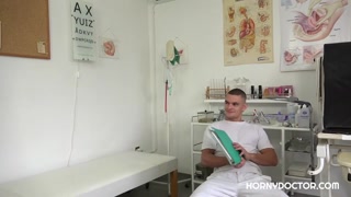 Licky Lex Gets Personal with Her New Doctor - лучшее порно 24/7 на HOTSEXVIDEOS24.COM