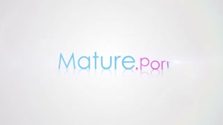 Shery Doesn’t Care About Age In Bed - лучшее порно 24/7 на HOTSEXVIDEOS24.COM