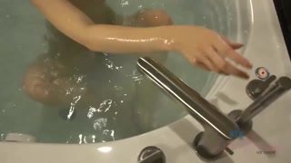 Hairy pussy fun with skinny Lily Rader in the shower - лучшее порно 24/7 на HOTSEXVIDEOS24.COM