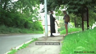 Hot Blonde Runaway Gives Handjob to Big Cock Priest - лучшее порно 24/7 на HOTSEXVIDEOS24.COM