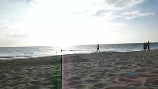 Holly Hendrix’s First Time in Hawaii Beach Fun - лучшее порно 24/7 на HOTSEXVIDEOS24.COM