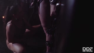 Fetish BDSM: Marta La Croft Submits to Masked Man - смотрите горячие секс видео на HOTSEXVIDEOS24.COM