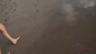 Amateur blonde Makenna strips in shower with perky small tits - лучшее порно 24/7 на HOTSEXVIDEOS24.COM