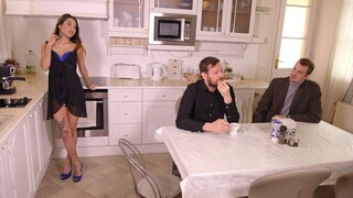 Roxy Lips Gives Blowjob to Husband's Friend in Dirty Bathroom - лучшее порно 24/7 на HOTSEXVIDEOS24.COM