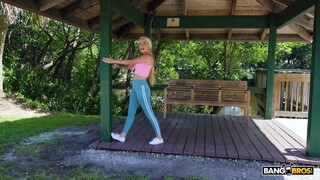 Kenzie Snow's Big Cock Ride - лучшее порно 24/7 на HOTSEXVIDEOS24.COM