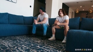 Anal Spanking in the Living Room - лучшее порно 24/7 на HOTSEXVIDEOS24.COM
