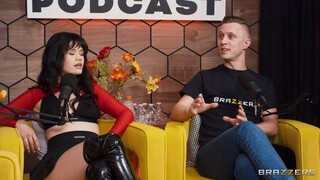 Brazzers Podcast: Big Tits and Small Tits Together – Titty Fuck and Facial - лучшее порно 24/7 на HOTSEXVIDEOS24.COM