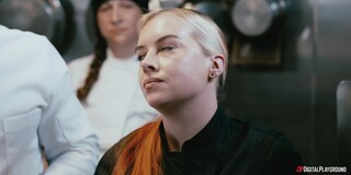 Face Sitting and Fucking in the Restaurant - лучшее порно 24/7 на HOTSEXVIDEOS24.COM