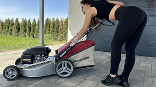  Stranger Fucks Kristy Black in Car  - лучшее порно 24/7 на HOTSEXVIDEOS24.COM