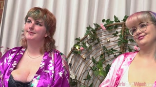 Redheads Daiquiri Rose & Nicole G Take the Slip 'n' Slide - лучшее порно 24/7 на HOTSEXVIDEOS24.COM