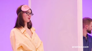Sensory Deprivation Dating: A Couple's Test - лучшее порно 24/7 на HOTSEXVIDEOS24.COM
