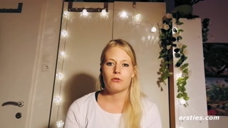 Xmas Fun with Isabella (Door 18 Calendar) - смотрите горячие секс видео на HOTSEXVIDEOS24.COM