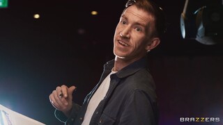 Deepthroat with a Brit - смотрите горячие секс видео на HOTSEXVIDEOS24.COM